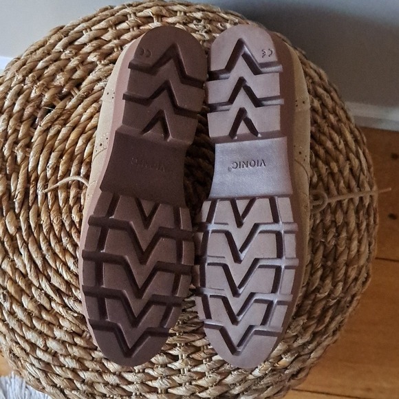 Vionic Womens Alfina Sand/ Tan Suede Leather Lace Up Wingtip Oxford Shoes S-9.5 - Picture 7 of 8